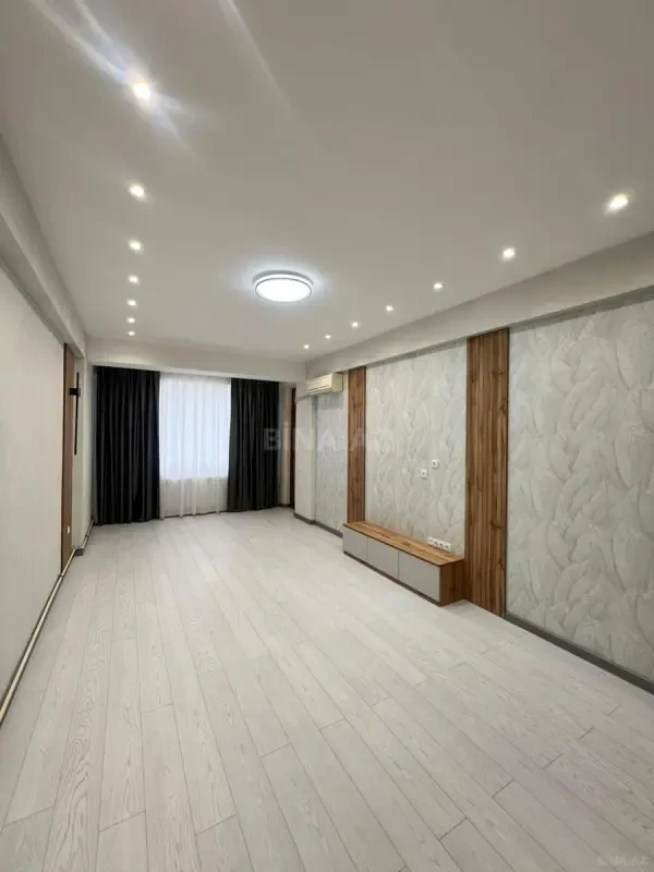 Satılır 2 otaqlı mənzil 70 m²