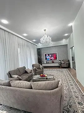 Kirayə verilir 4 otaqlı mənzil 170 m² — Bakı 4 otaq 170.00 m²