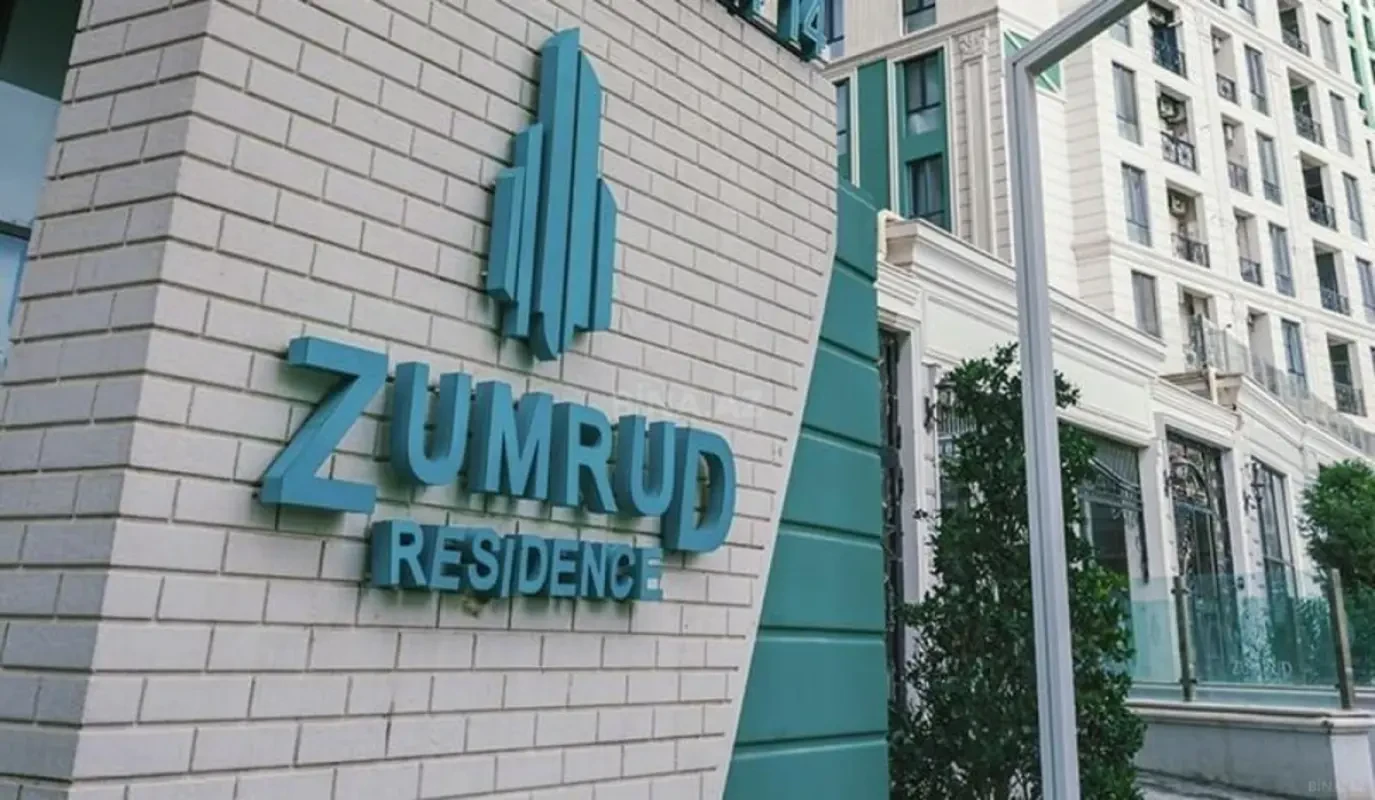 Satılır 3 otaqlı mənzil 118 m²