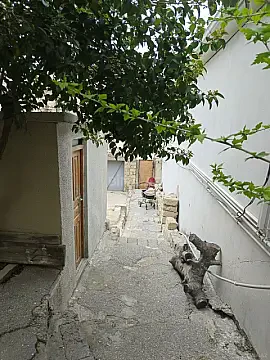 Satılır 6 otaqlı həyət evi 200 m² — Bakı 6 otaq 200.00 m²