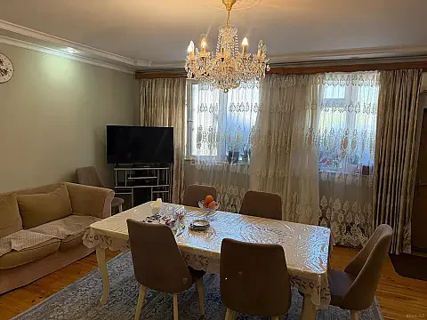 Kirayə verilir 4 otaqlı mənzil 110 m² — Bakı, Nərimanov 4 otaq 110.00 m²
