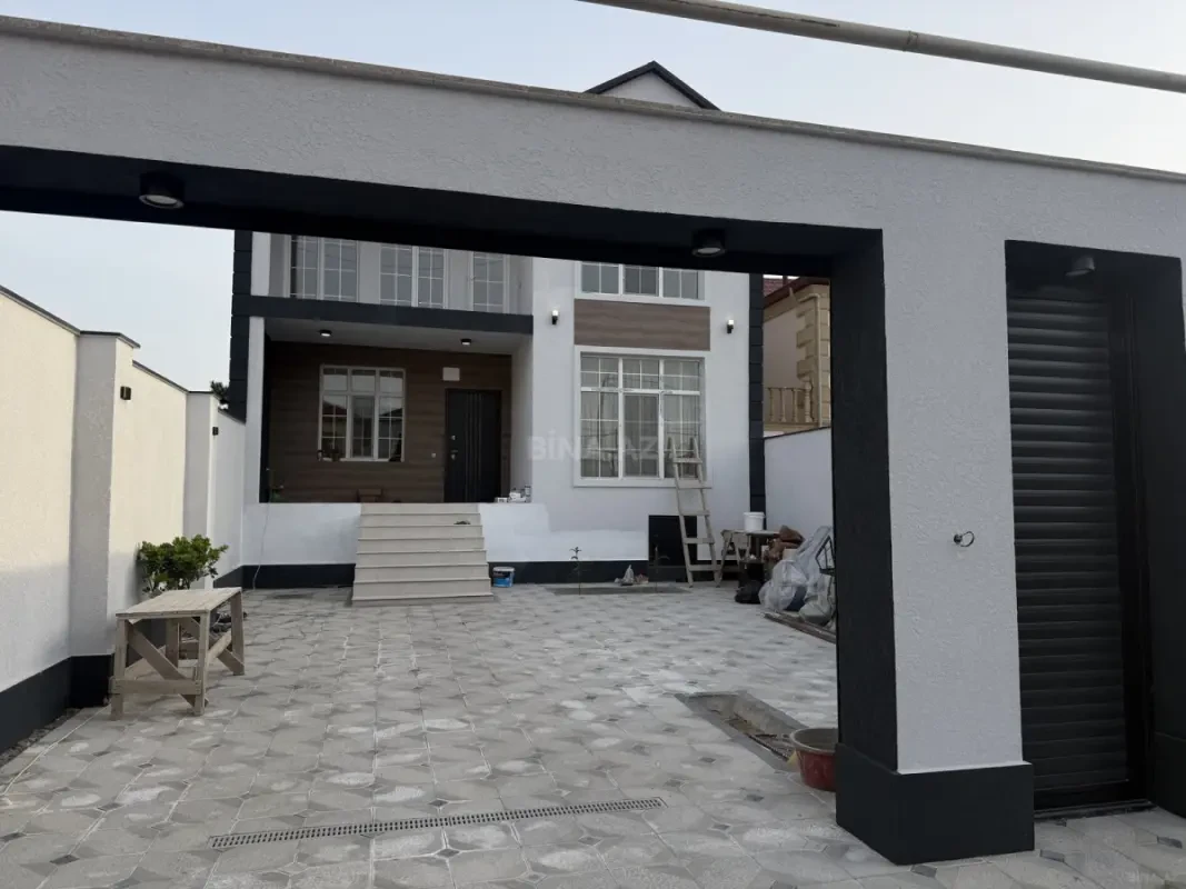 Satılır 6 otaqlı həyət evi 230 m²