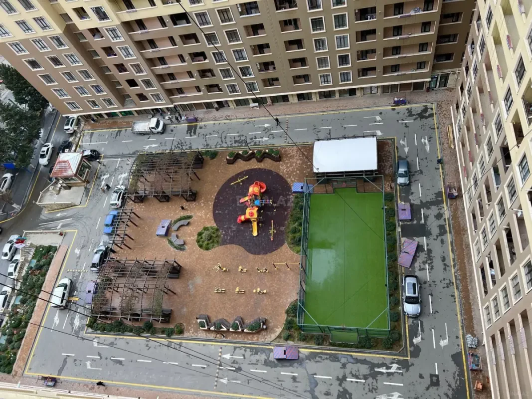 Kirayə verilir 2 otaqlı mənzil 60 m²