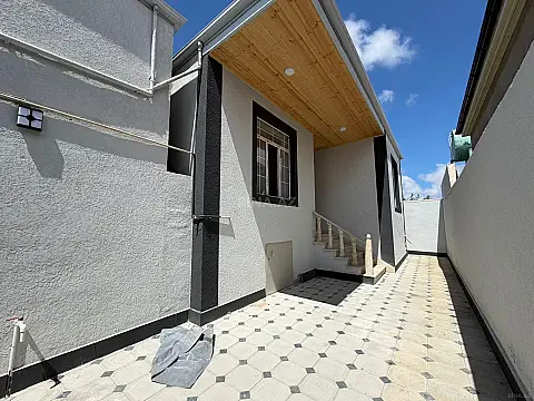Satılır 3 otaqlı həyət evi 110 m² — Bakı 3 otaq 110.00 m²