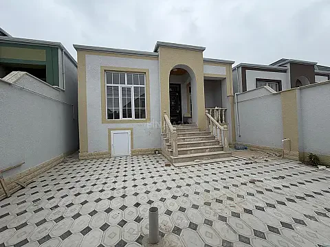 Satılır 3 otaqlı həyət evi 110 m² — Bakı 3 otaq 110.00 m²