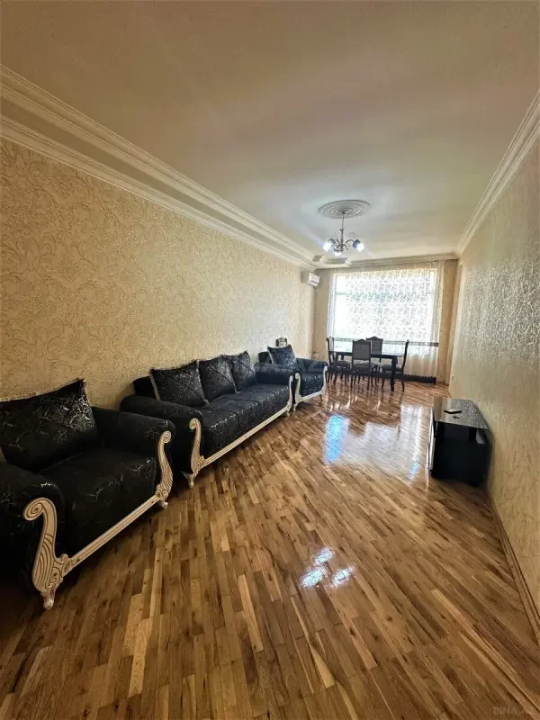 Kirayə verilir 2 otaqlı mənzil 55 m²