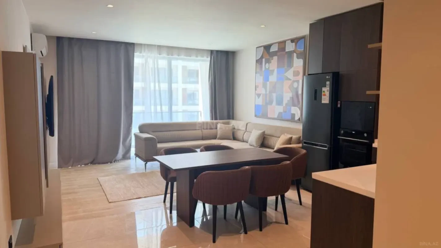 Kirayə verilir 2 otaqlı mənzil 84 m²