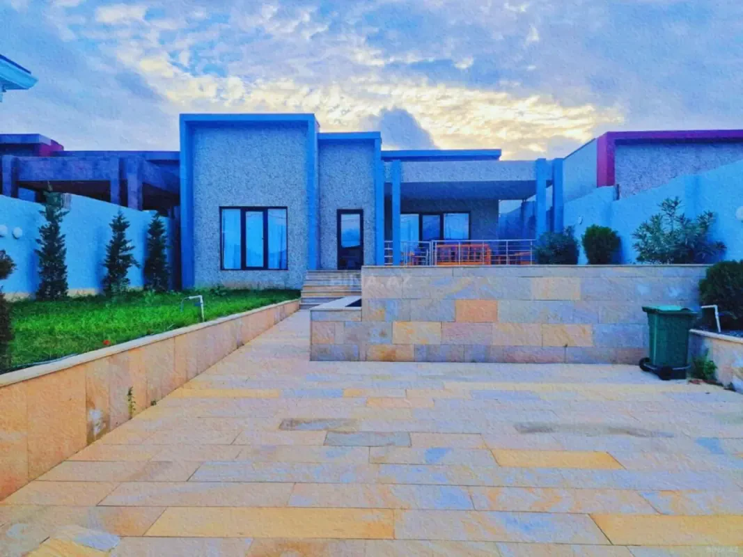Satılır 4 otaqlı həyət evi 160 m²