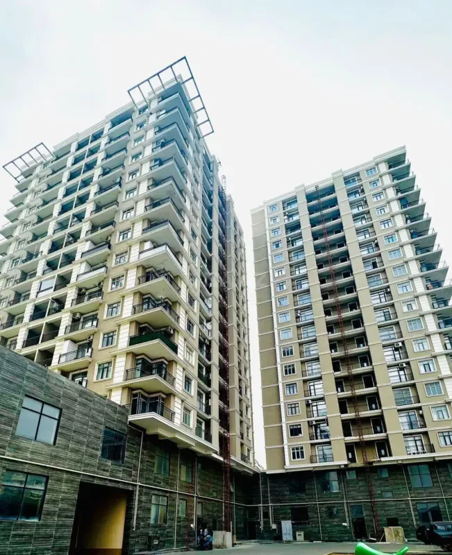 Satılır 2 otaqlı mənzil 66 m²