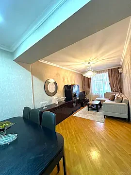 Satılır 2 otaqlı mənzil 86 m² — Bakı, İnşaatçılar 2 otaq 86.00 m²