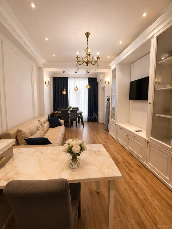 Kirayə verilir 2 otaqlı mənzil 60 m²