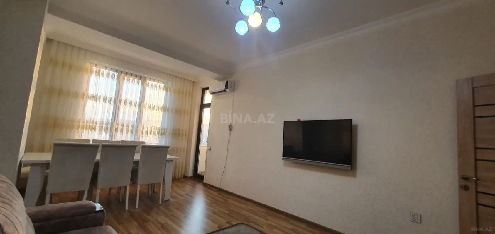 Satılır 3 otaqlı mənzil 105 m²