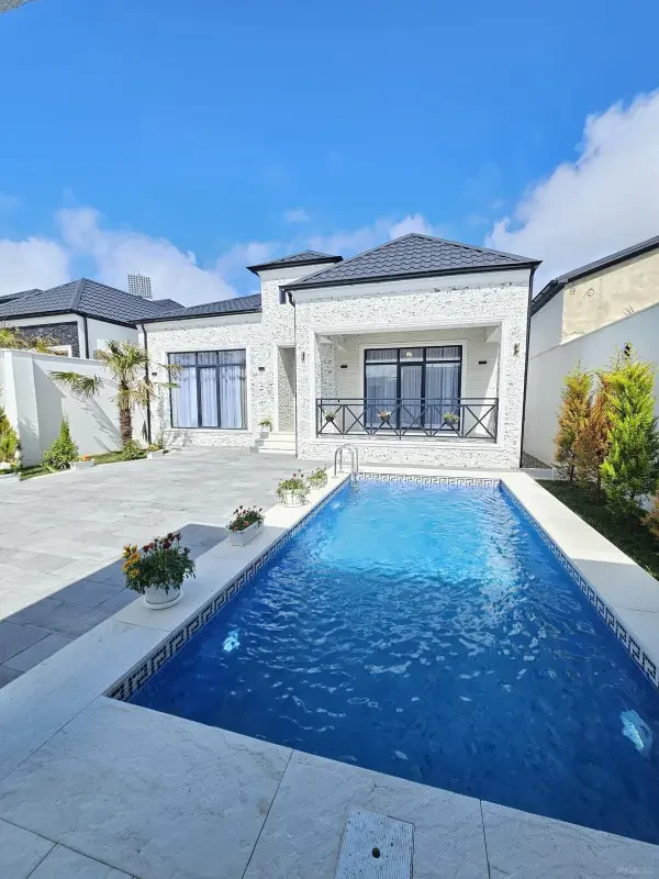 Satılır 4 otaqlı həyət evi 170 m²