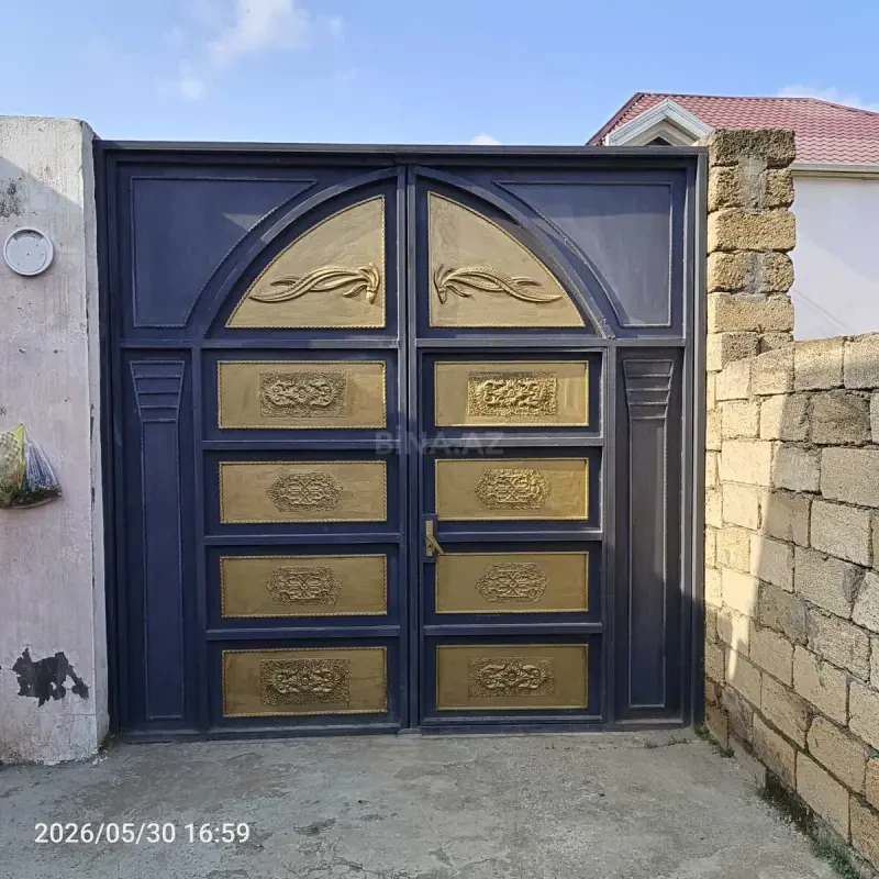 Satılır 4 otaqlı həyət evi 197 m²
