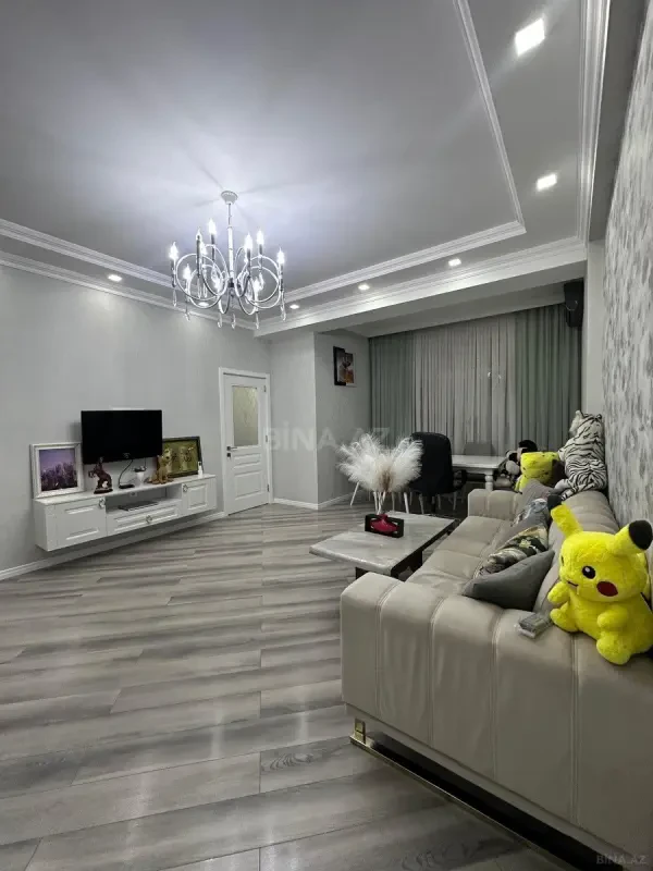 Satılır 3 otaqlı mənzil 93 m²