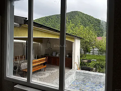 Kirayə verilir 4 otaqlı həyət evi 100 m² — Qax 4 otaq 100.00 m²