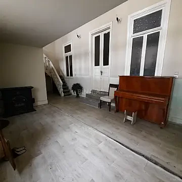 Kirayə verilir 2 otaqlı mənzil 120 m² — Bakı 2 otaq 120.00 m²