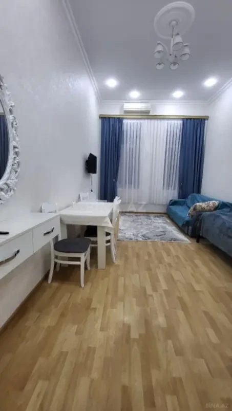 Satılır 1 otaqlı mənzil 36 m²