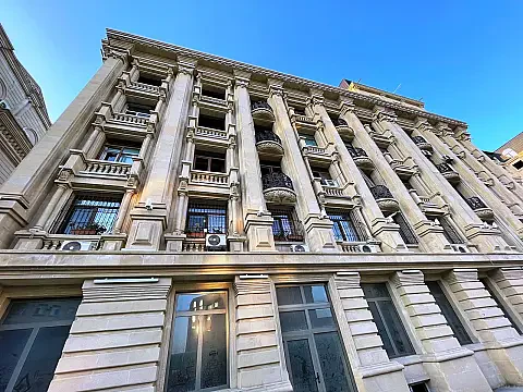 Kirayə verilir 4 otaqlı mənzil 140 m² — Bakı, Bayıl 4 otaq 140.00 m²