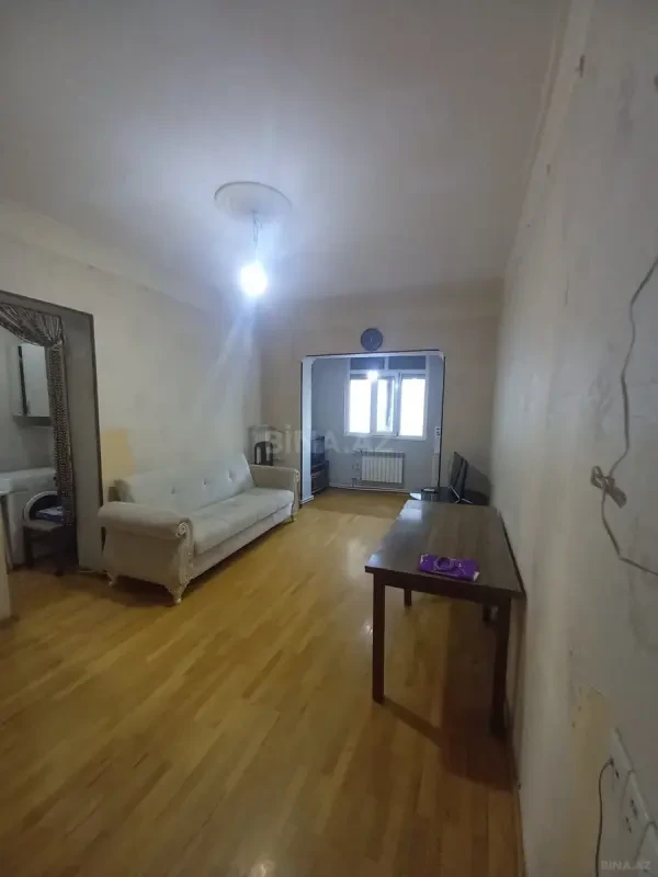 Satılır 2 otaqlı mənzil 50 m²