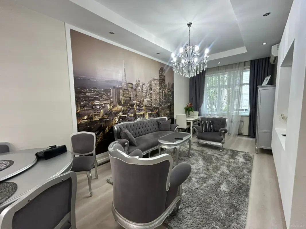 Kirayə verilir 2 otaqlı mənzil 66 m²
