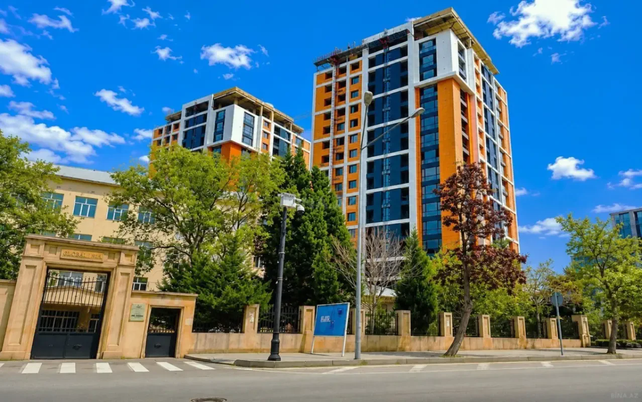 Satılır 3 otaqlı mənzil 123.5 m²