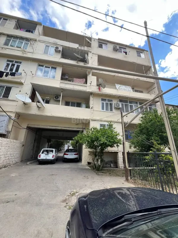 Satılır 1 otaqlı mənzil 45 m²