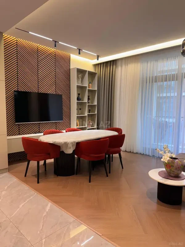 Kirayə verilir 2 otaqlı mənzil 75 m²