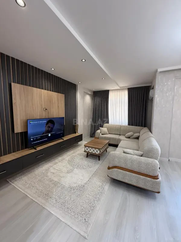 Satılır 2 otaqlı mənzil 75 m²