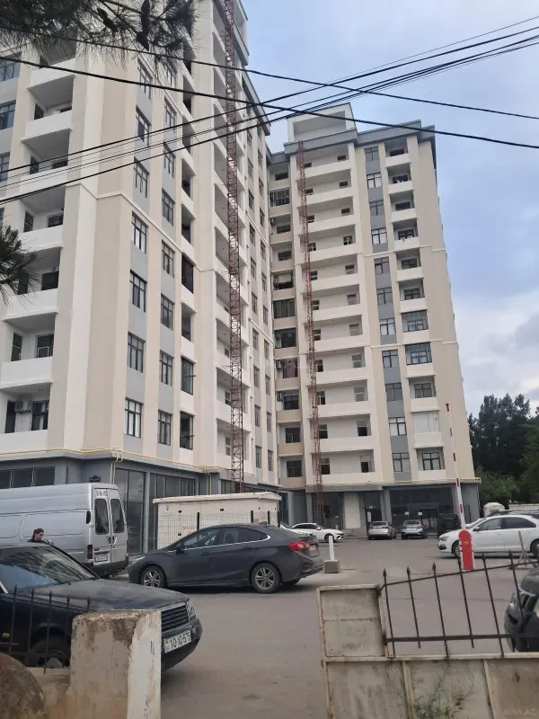 Satılır 1 otaqlı mənzil 35 m²