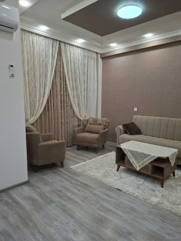 Kirayə verilir 2 otaqlı mənzil 61 m²