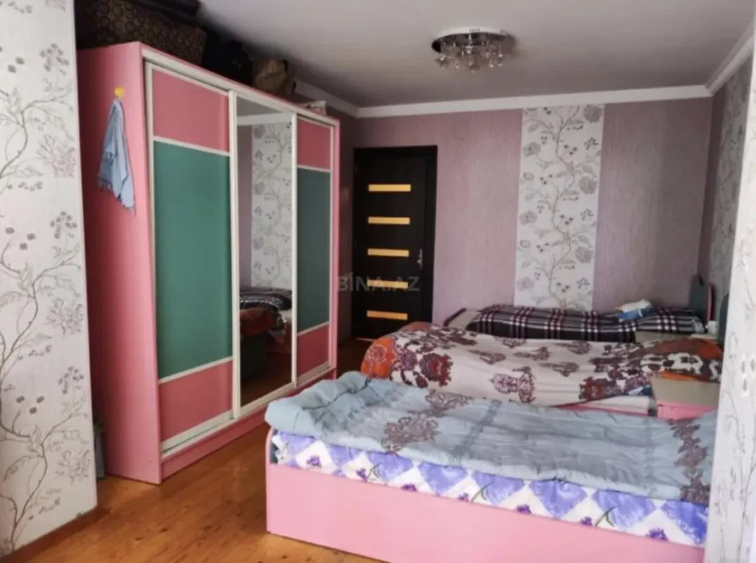 Kirayə verilir 4 otaqlı mənzil 100 m²
