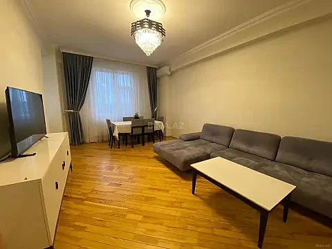 Kirayə verilir 2 otaqlı mənzil 90 m² — Bakı, Memar Əcəmi yanı 2 otaq 90.00 m²