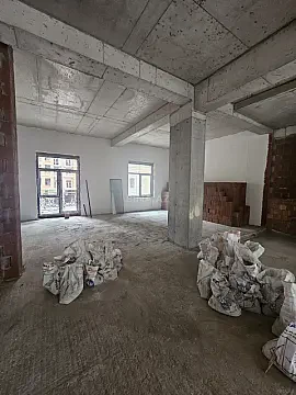 Satılır 4 otaqlı mənzil 152 m² — Bakı 4 otaq 152.00 m²