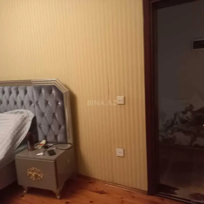Satılır 5 otaqlı həyət evi 150 m²