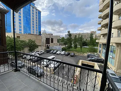 Satılır 2 otaqlı mənzil 51 m² — Bakı, Nizami 2 otaq 51.00 m²
