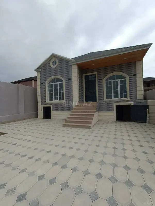 Satılır 4 otaqlı həyət evi 110 m²