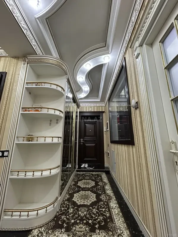 Kirayə verilir 3 otaqlı mənzil 130 m²