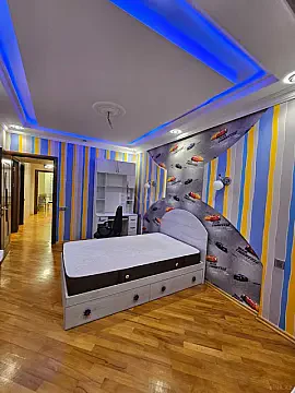 Kirayə verilir 3 otaqlı mənzil 90 m² — Bakı 3 otaq 90.00 m²