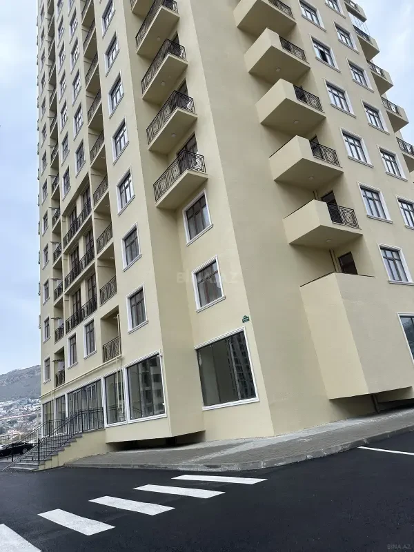 Satılır 3 otaqlı mənzil 120 m²