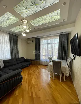 Kirayə verilir 3 otaqlı mənzil 120 m² — Bakı, İnşaatçılar 3 otaq 120.00 m²