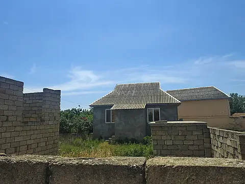 Satılır 3 otaqlı həyət evi 65 m² — Neftçala 3 otaq 65.00 m²