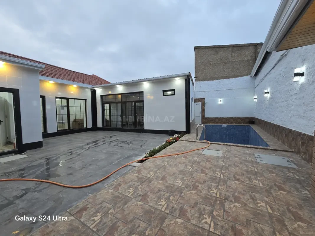 Kirayə verilir 3 otaqlı həyət evi 200 m²