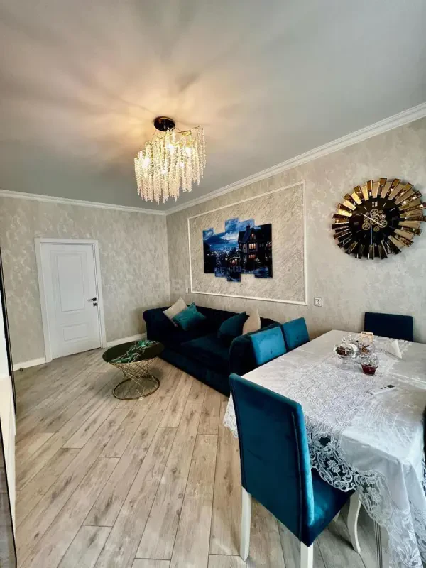 Kirayə verilir 3 otaqlı mənzil 90 m²