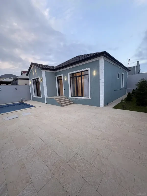 Satılır 4 otaqlı həyət evi 130 m²