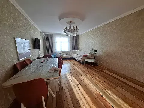 Satılır 7 otaqlı həyət evi 290 m² — Bakı, Lökbatan 7 otaq 290.00 m²