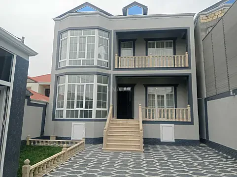Satılır 7 otaqlı həyət evi 300 m² — Bakı 7 otaq 300.00 m²