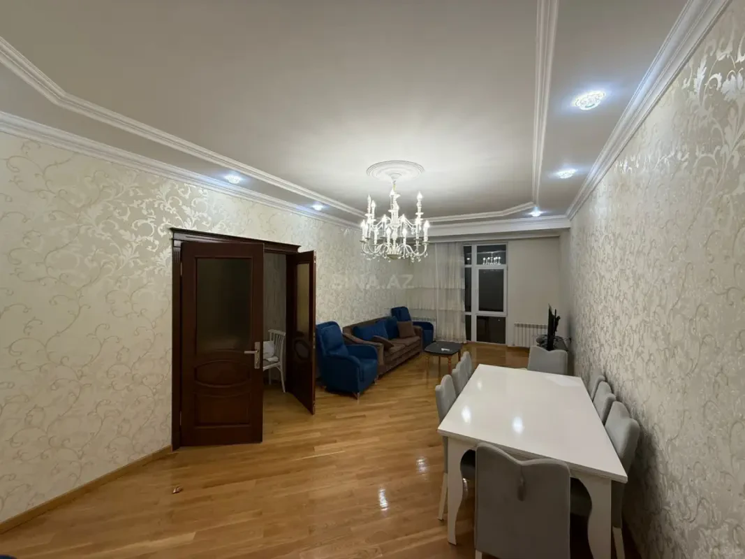 Kirayə verilir 2 otaqlı mənzil 80 m²
