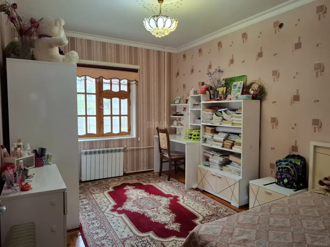 Satılır 4 otaqlı mənzil 77 m²