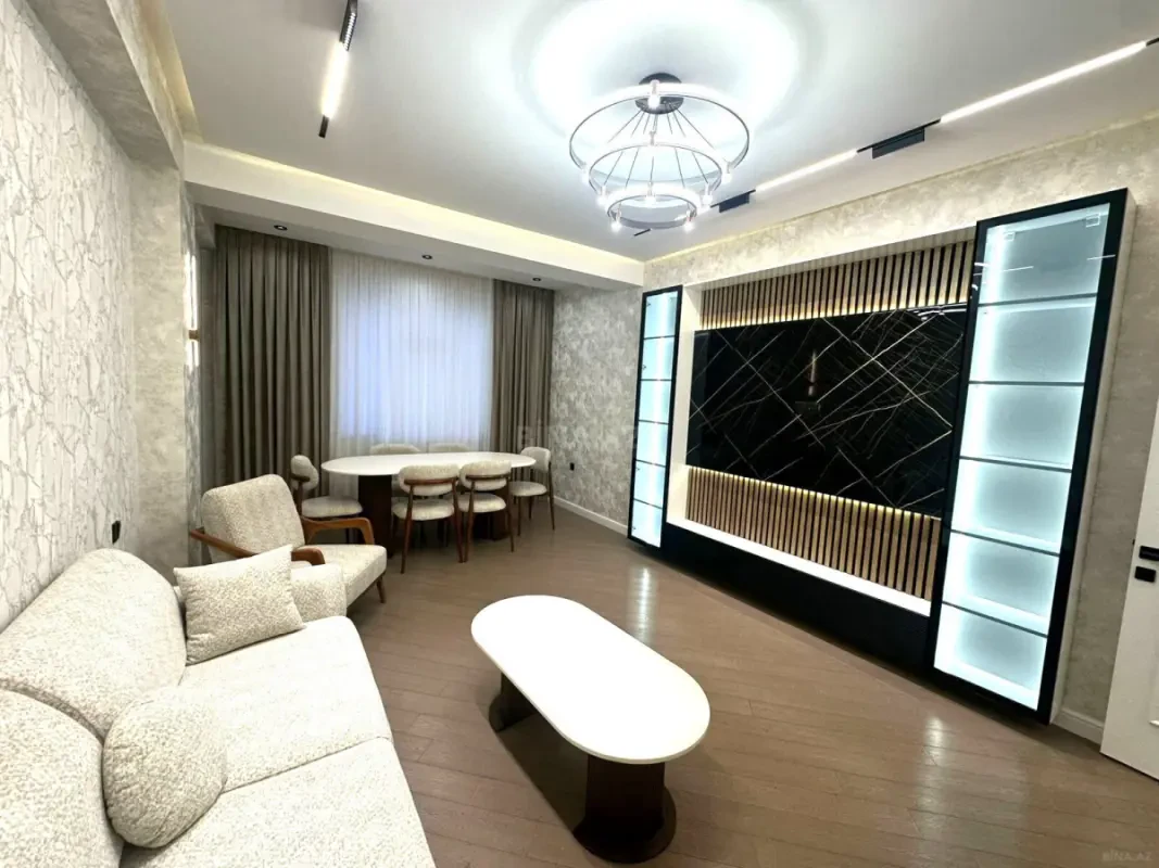 Satılır 3 otaqlı mənzil 115 m²